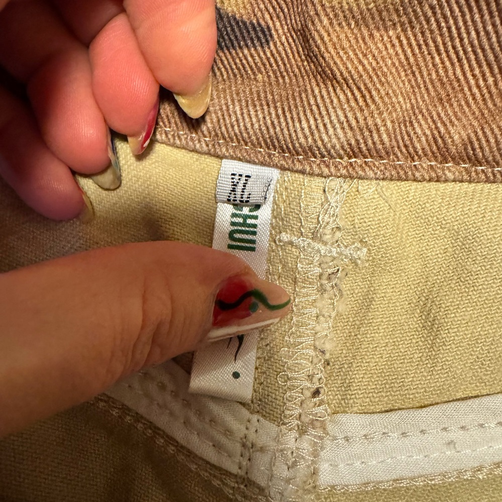 Camouflage Cargo Shorts - Picture 10 of 12